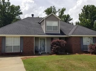 103 Cardinal Ct, Wetumpka, AL 36092