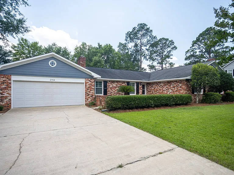 2704 Powhatan Dr — Photo 8