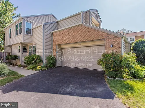 7579 Cross Gate Ln Photo 1