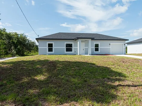 2618 31st St SW, Lehigh Acres, FL 33976