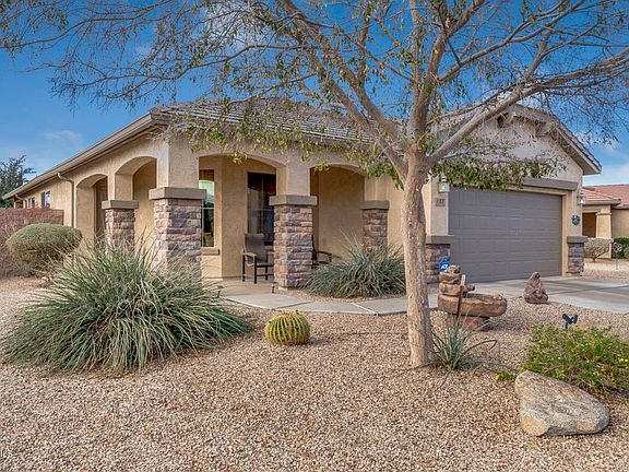 4th image of 137 W Latigo Cir