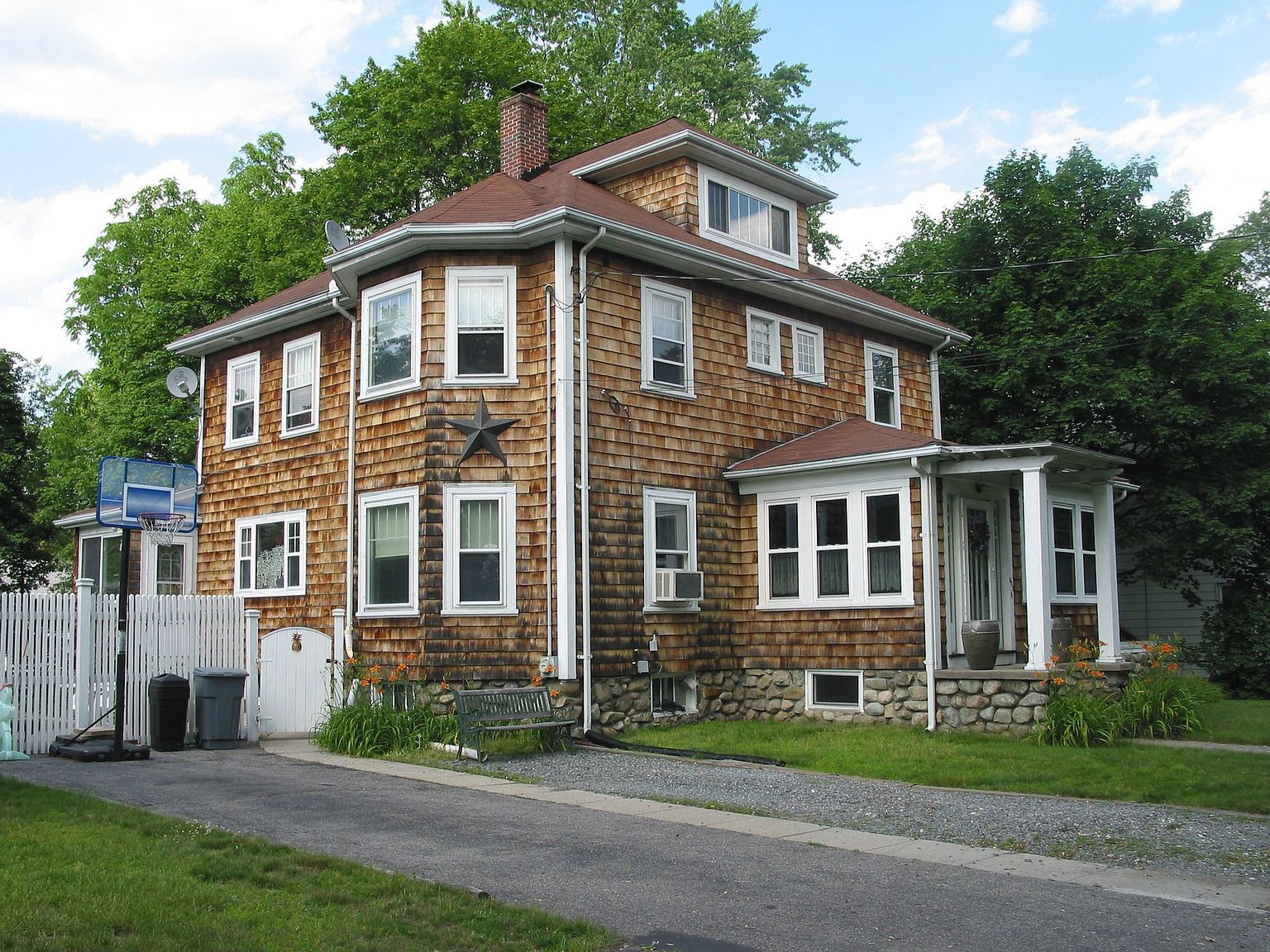 805 East St, Walpole, MA 02081 Zillow
