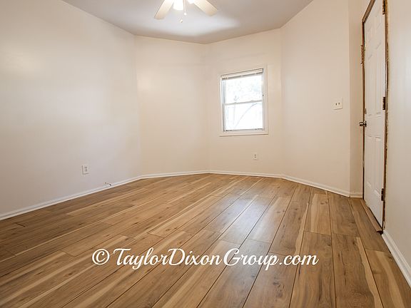 4th image of 4339 S Hermitage Ave #2F