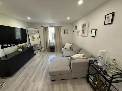 8607 SW 68th Ct #27 — Photo 3