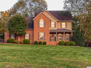 1518 Foxfire Cir, Seymour, TN 37865