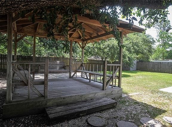 3rd image of 1108 Maris Stella Ave
