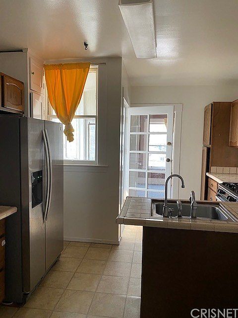 1st image of 584 Mississippi St #2