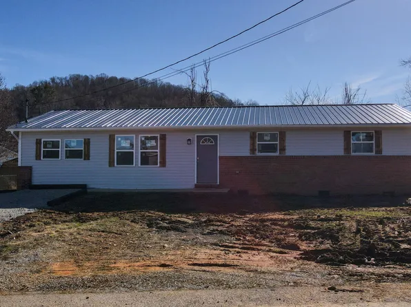 1106 Idlewylde Cir, Johnson City, TN 37601