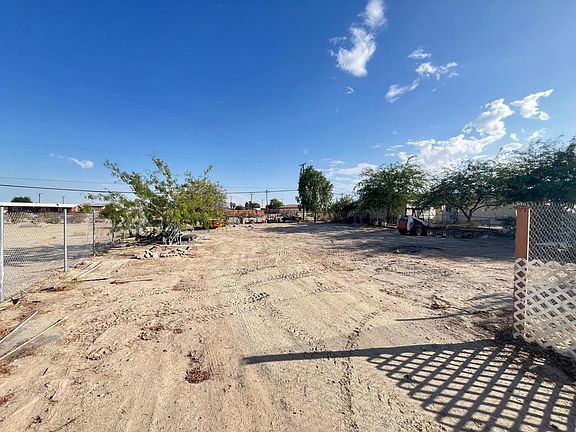 2nd image of 1021 S Marina Dr