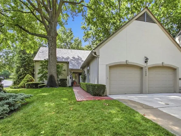 7930 Bristol Ct, Prairie Village, KS 66208