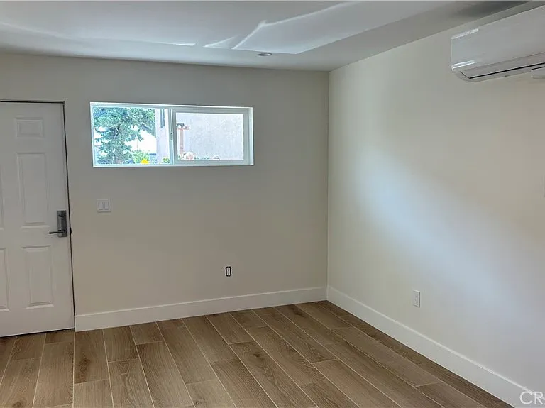 1315 N Kingsley Dr #1/2 — Photo 2