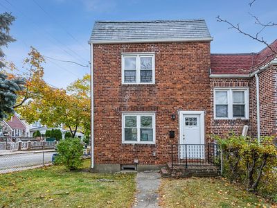 140-40 183rd St, Springfield Gardens, NY, 11413