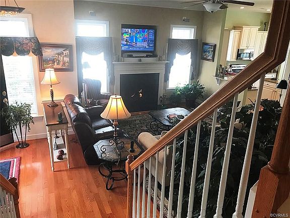 4th image of 3349 Manor Grove Cir