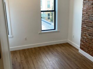 60-01 70th Ave APT 2R, Ridgewood, NY 11385