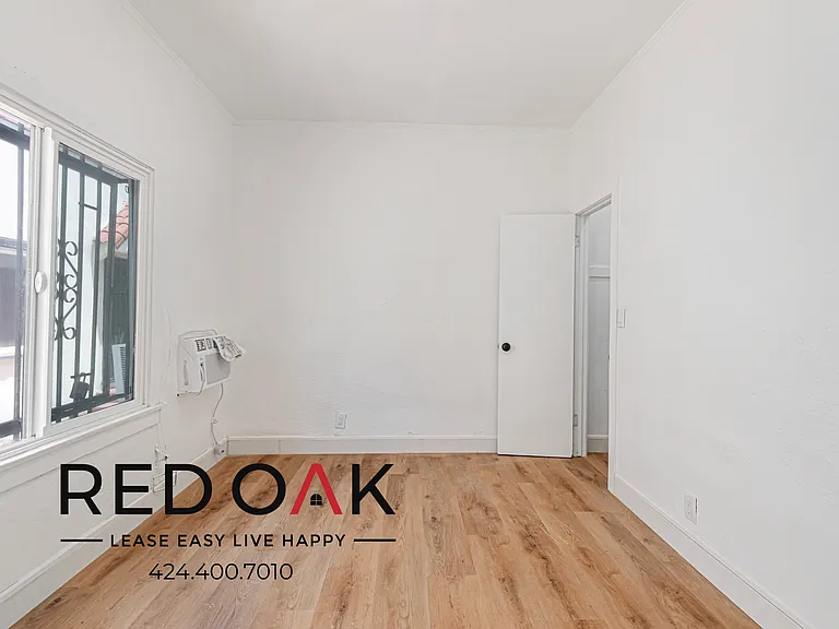 3906 W Mont Clair St #1/4 — Photo 12