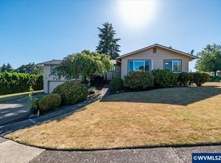 157 NE Fern Ct, Dallas, OR 97338