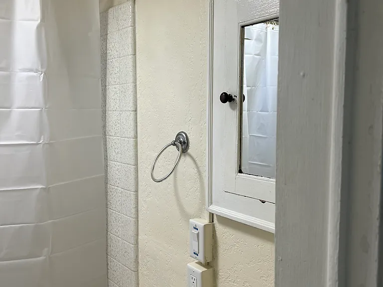 1242 E South Temple St #1 — Photo 7