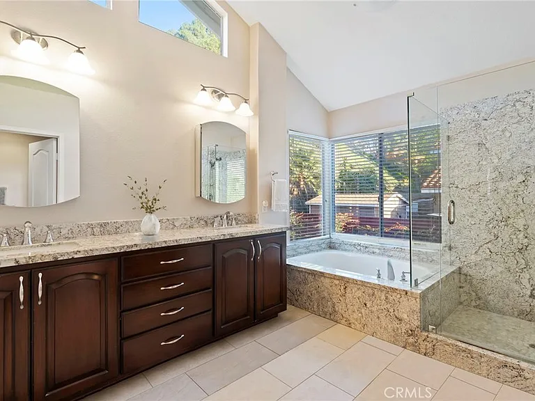1535 San Almada Rd — Photo 18