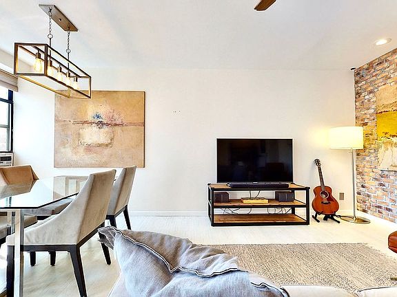 5th image of 579 Academy St APT 4H