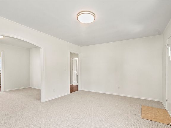 4th image of 313 23rd St