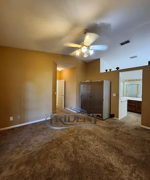 1105 Johnathan Dr — Photo 8