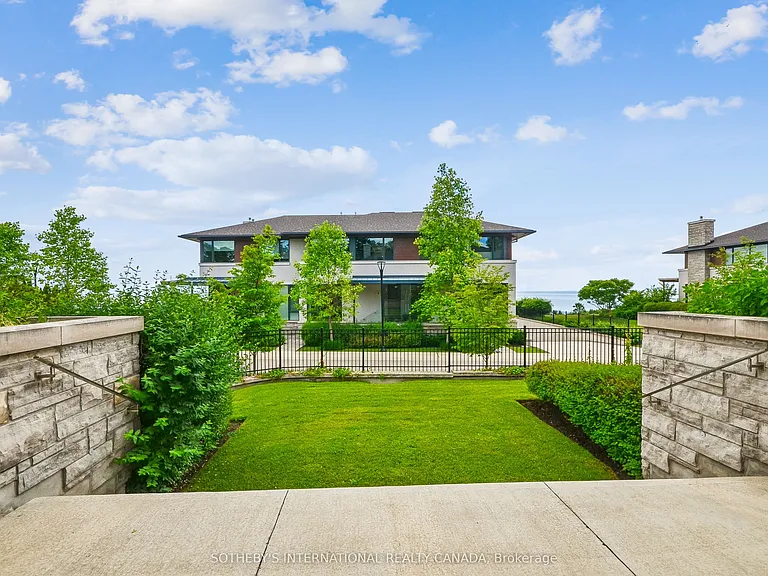 10 Maple Grove Dr #21 — Photo 34