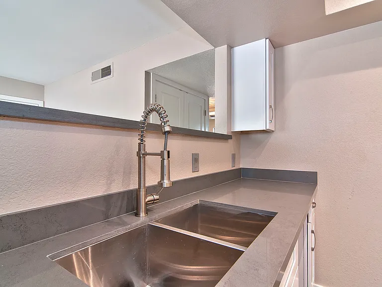 616 S Hardy Dr #111 — Photo 14