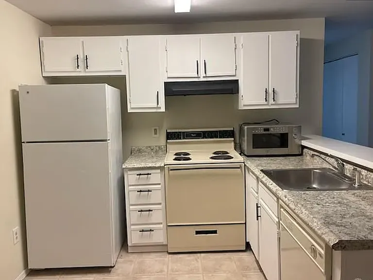 2213 Cinnabar Pl — Photo 8