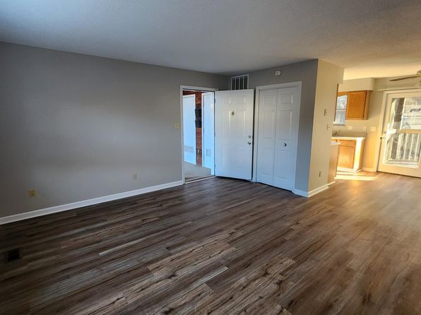 123 Gail Ln #2