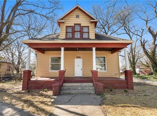 635 N Cedar St, Nevada, MO 64772