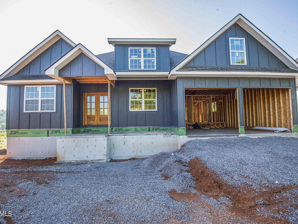 1st image of 105 Cherry Oak Dr