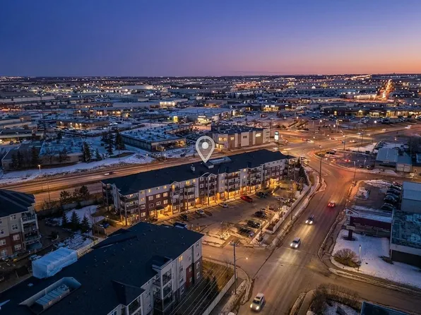 7711 71st St NW #405, Edmonton, AB T6B 3W3