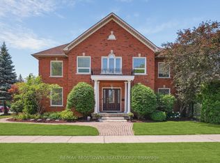 1424 The Links Dr, Oakville, ON