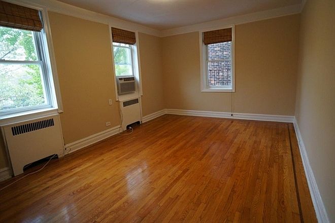 1st image of 4116 47th Ave APT 2A