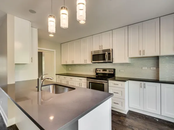 The Trevian Townhomes (Park), 601 Park Ave #601R, Wilmette, IL 60091