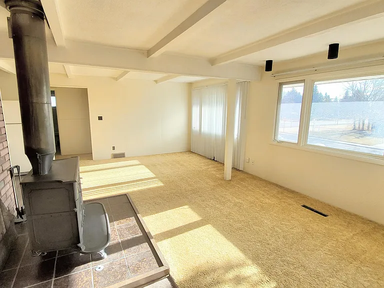 3225 11th Ave S #6 — Photo 2