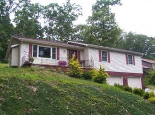 10 Hemlock Lck, Brookville, PA 15825