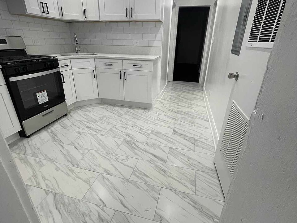 1st image of 2042 W Birchwood Ave #2