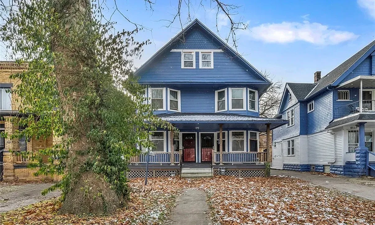 3 bed, $1,100 — Photo 2