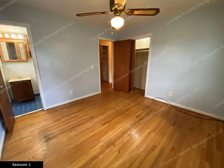 215 Kingnut Dr — Photo 9