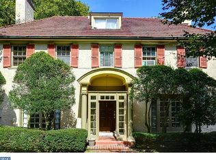 7018 Boyer St, Philadelphia, PA 19119