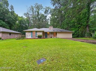 163 Holly Hill Dr, Jackson, MS 39212