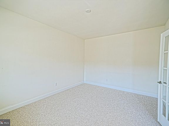 4th image of 20805 Black Oak Pl