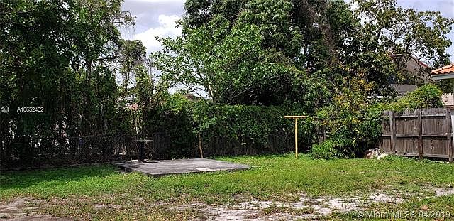 2nd image of 3211 NW 9th St #0