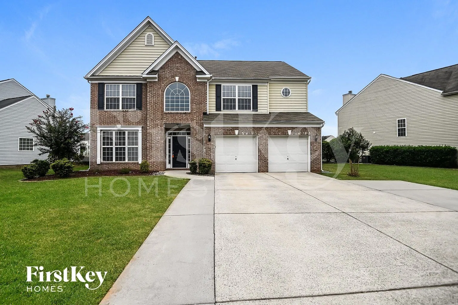 5 bed, 2.5 bath, 2744 sqft, $3,320 — Photo 1