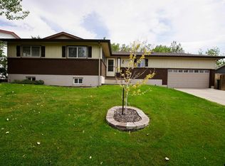 1047 Durango Dr, Douglas, WY 82633
