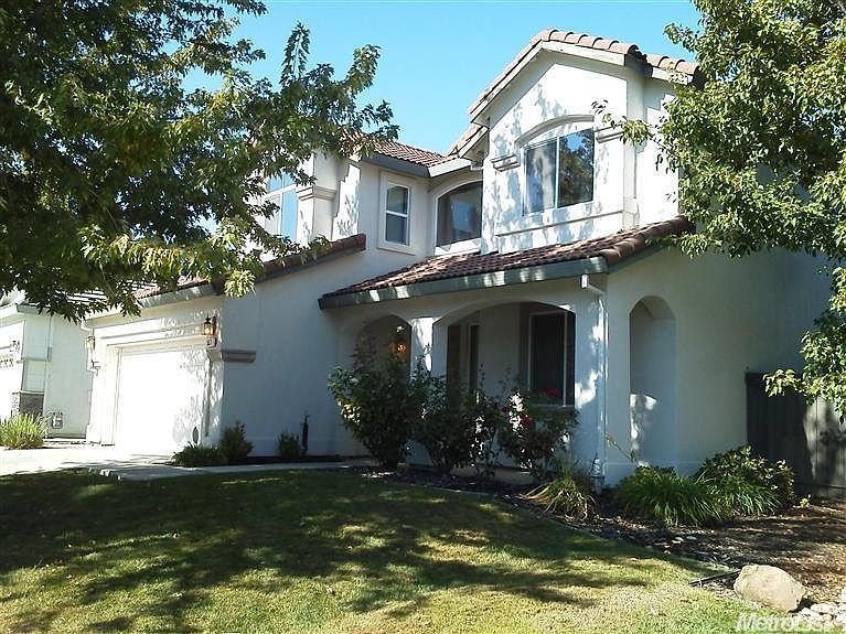 1st image of 551 Eastbrook Cir