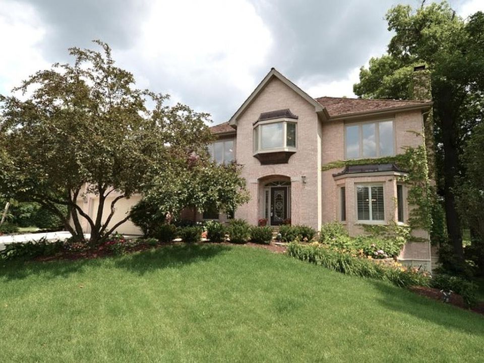 1st image of 2204 River Woods Dr