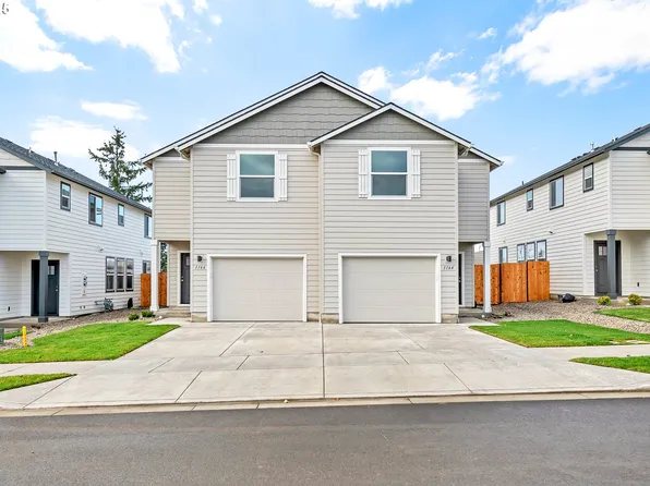 1164 S 43rd Pl, Springfield, OR 97478