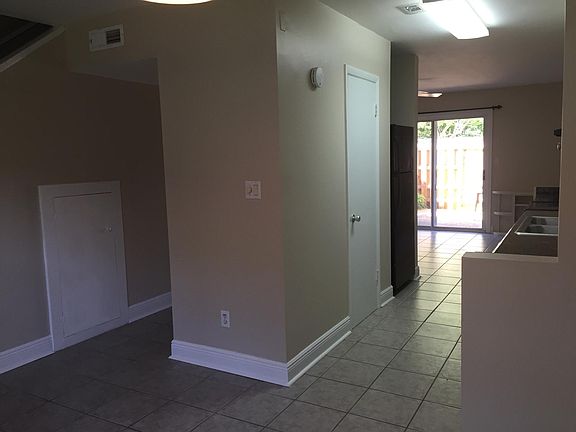 4th image of 710 N Gadsden St APT 10